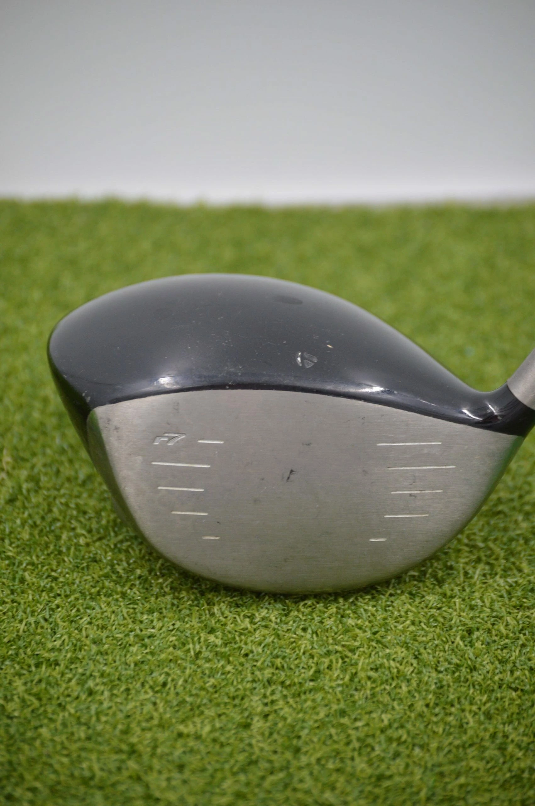 GolfRoots TaylorMade R7 Quad 8.5 Degree Driver S Flex 3 GolfRoots TaylorMade R7 Quad 8.5 Degree Driver S Flex - Image 3