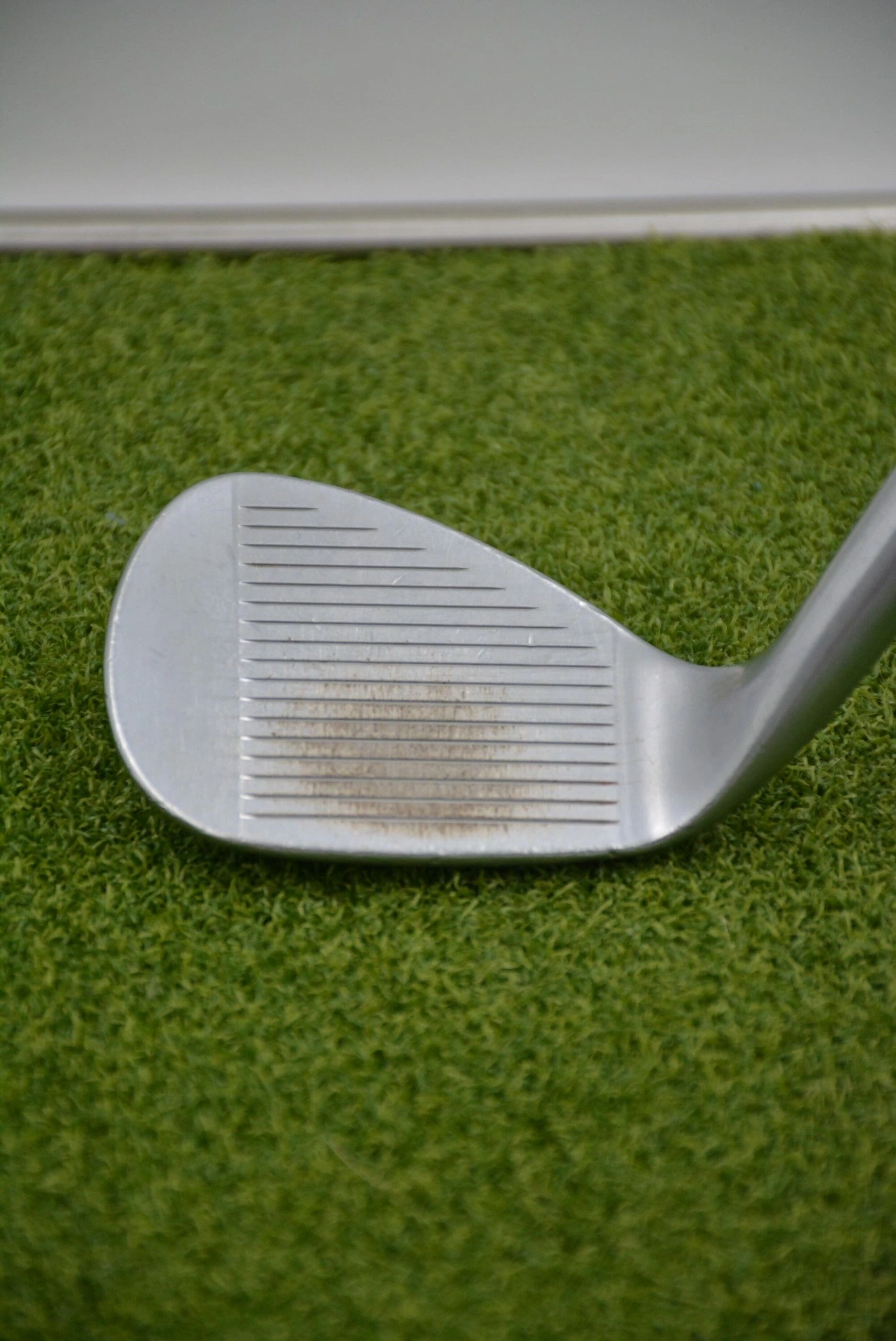 GolfRoots Titleist Vokey SM8 56 Degree Wedge S Flex 2 GolfRoots Titleist Vokey SM8 56 Degree Wedge S Flex - Image 2